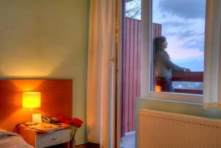 Отель Hotel Prespa Пампорово Номер с 2 отдельными кроватями (для 2 взрослых)-11
